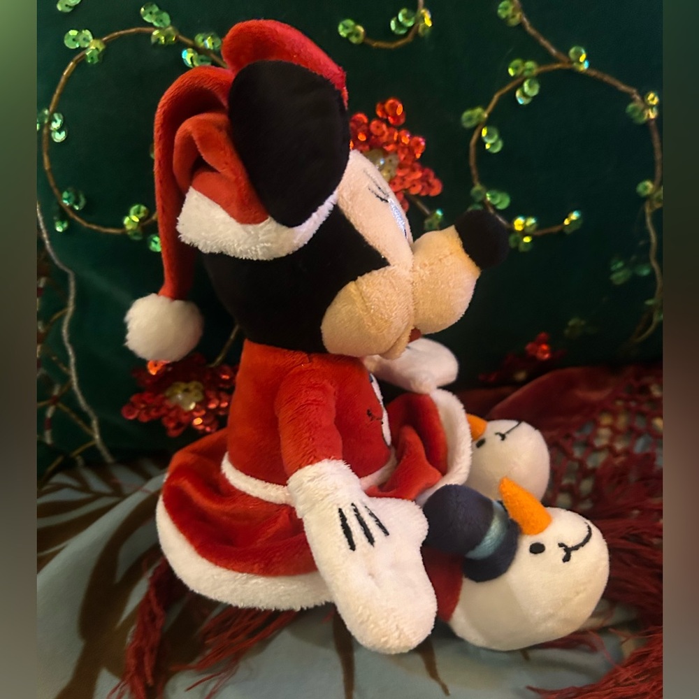 🏰RARE Minnie Mouse Snowman 2011 Disney Plush Christmas Decor🎄🧸 - Picture 6 of 9